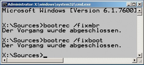 Boot-Dateien reparieren: Diese beiden Befehle legen die benötigten Startdateien von Windows neu an (Bild 18).