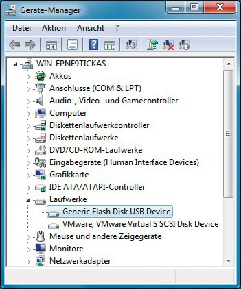 Geräte-Manager: Hier installieren Sie den modifizierten Treiber für den USB-Stick, der eine Festplatte werden soll (Bild 5).